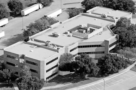 Fullerton Properties 4441 W. Airport Freeway Irving Texas